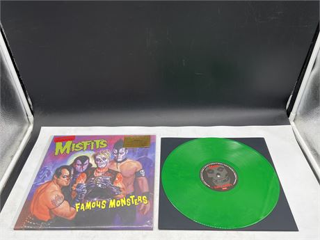 MISFITS - GREEN LP - FAMOUS MONSTERS - NEAR MINT (NM)