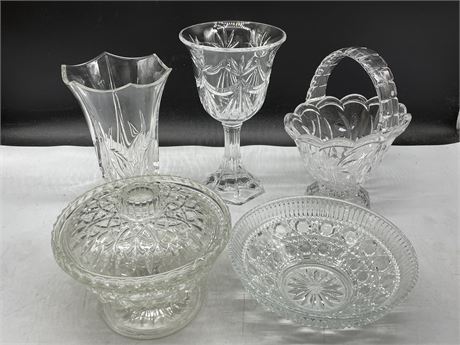 5 CRYSTAL PIECES — COVERED CANDY DISH, 2 BOWLS, 2 VASES