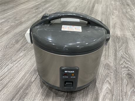 TIGER RICE COOKER