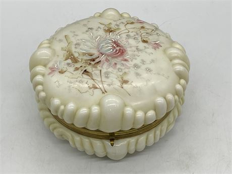 1800S VICTORIAN C.F MUNROE WAVE CREST JEWELRY BOX HAND PAINTED (7”X4”)