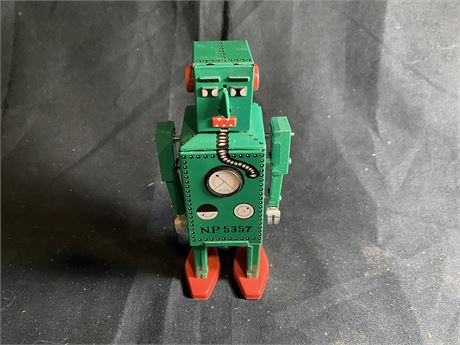 ROBOT LILLIPUT COLLECTABLE