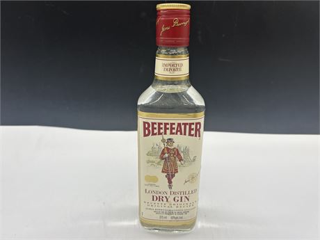 SEALED BEEFEATER DRY GIN