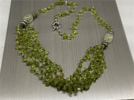 VINTAGE NATURAL GREEN PERIDOT STONE NECKLACE, 5 STRANDS ON BOTTOM, SILVER CLASP