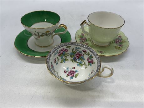 3 AYNSLEY TEACUPS AND SAUCERS