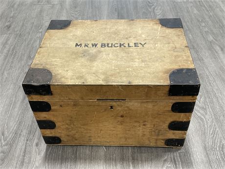VINTAGE M.R.W. BUCKLEY WORLD WAR ARMY TRUNK (18”x13”x11”)