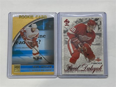 (2) 2001/02 TOPPS & PRIVATE STOCK PAVEL DATSYUK ROOKIE CARDS