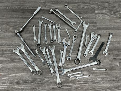 LOT OF MISC WRENCHES