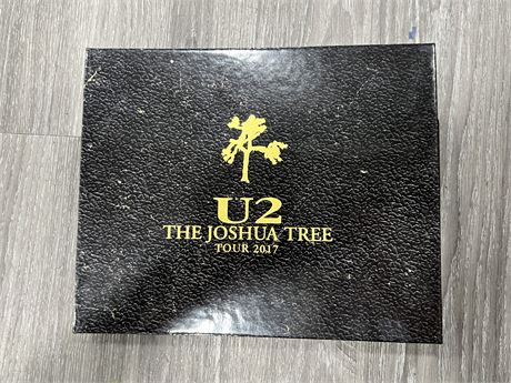 2017 U2 COMMEMORATIVE COLLECTABLE JOSHUA TREE SET
