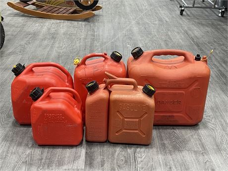 5 JERRY CANS