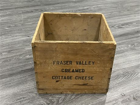VINTAGE FRASER VALLEY CREAMED COTTAGE CHEESE CRATE - FITS RECORDS (13”x13”)