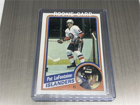1984 TOPPS PAT LAFONTAINE ROOKIE CARD