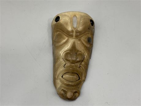 ANTIQUE CARVED MAMOTH IVORY (5.5”)