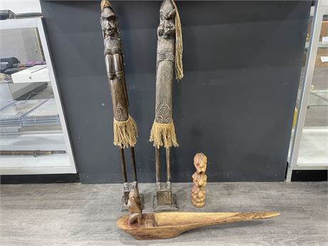 LOT OF 4 WOODEN TIKI DECOR PIECES (LARGEST IS 39”)