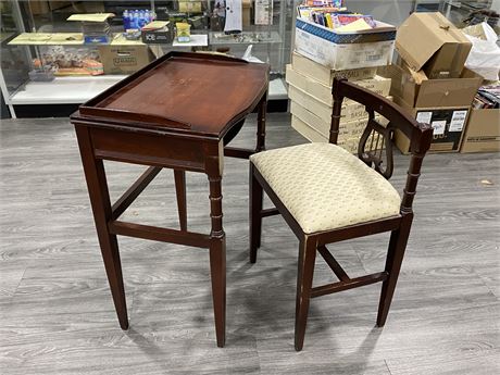 SMALL VINTAGE HALLWAY / TELEPHONE DESK AND CHAIR - TABLE IS 22” X 15” X 29”