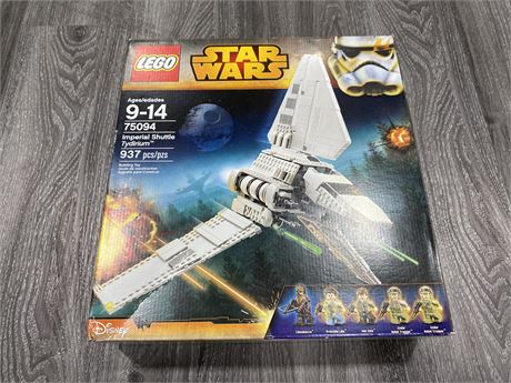 (NEW) STAR WARS LEGO SET