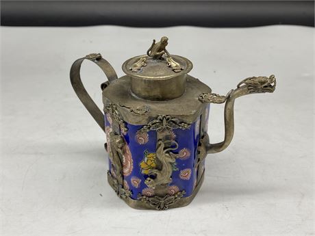 ANTIQUE CHINESE TEAPOT (4.5” tall)