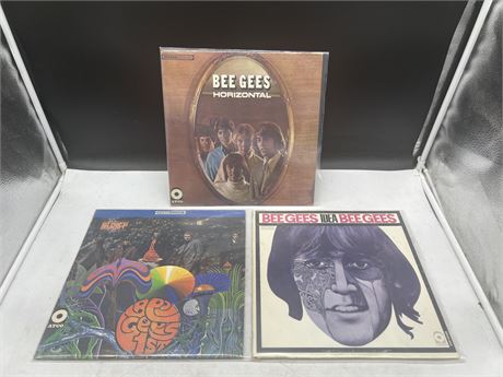 3 BEEGEES RECORDS - VG (SLIGHTLY SCRATCHED)