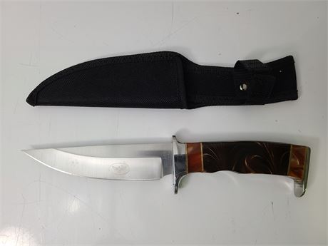 NEW COLUMBIA HAND KNIFE