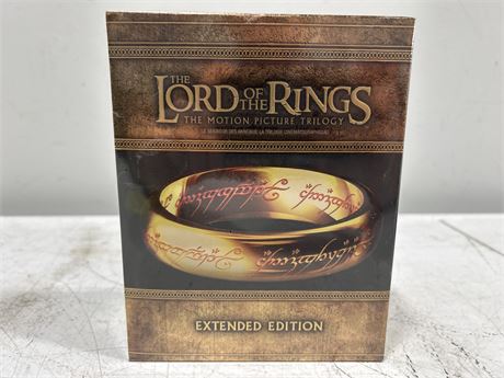 SEALED LORD OF THE RINGS TRILOGY BLU-RAY SET