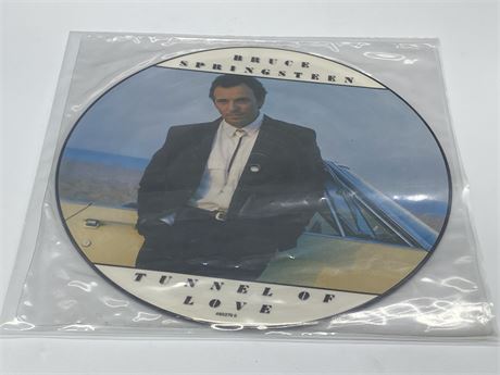 BRUCE SPRINGSTEEN - TUNNEL OF LOVE PICTURE DISC - EXCELLENT (E)