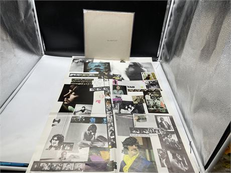 THE BEATLES - WHITE ALBUM WITH POSTER 2 LP - EXCELLENT (E)