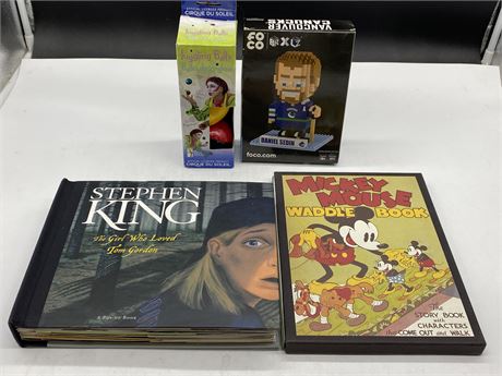 STEPHEN KING & MICKEY MOUSE POP UP BOOKS W/COLLECTABLES