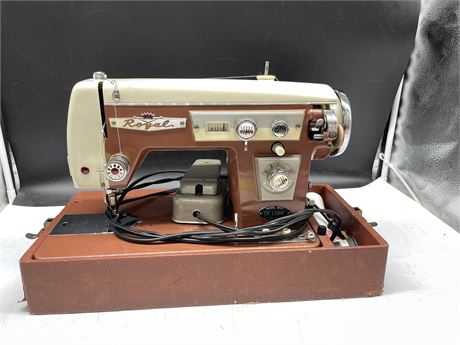 BEAUTIFUL MSZ DELUXE ZIG ZAG SEWING MACHINE EXCELLENT WORKING CONDITION