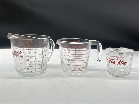 2 FIRE KING MEASURING CUPS & PYREX MEASURING CUP