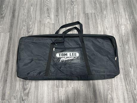 LIKE NEW TOM LEE INSTRUMENT CARRY BAG - 40”x19”