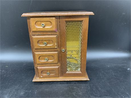 VINTAGE WOOD JEWELRY CASE W/CONTENTS