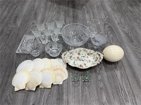 LOT OF VINTAGE COLLECTABLES - CRYSTAL, SEA SHELLS, GLASSWARE ECT