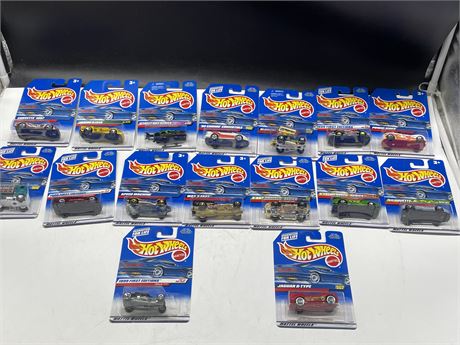 16 1999 HOT WHEELS IN PACKAGES
