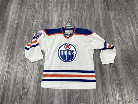 EDMONTON OILERS “SOURAY” JERSEY CCM SIZE ADULT MEDIUM - HAS FEW STAINS