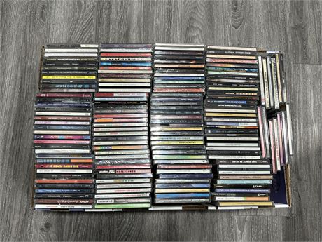 LARGE TRAY OF CDS - SOME NEW