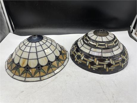 2 STAINED GLASS LAMP SHADES