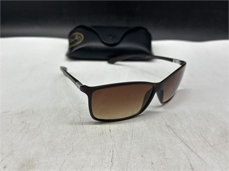 RAYBAN SUNGLASSES W/CASE - MADE IN ITALY