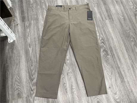 (NEW)LULULEMON RELAXED-TAPERED TROUSER SIZE 38”