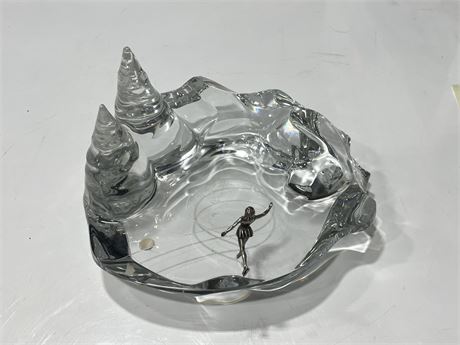BACCARAT “CRYSTAL MORNING” CRYSTAL SCULPTURE (VERY HEAVY - 8” WIDE)