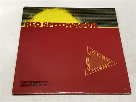 REO SPEEDWAGON - A DECADE OF ROCK AND ROLL - 2LP GATEFOLD NEAR MINT (NM)