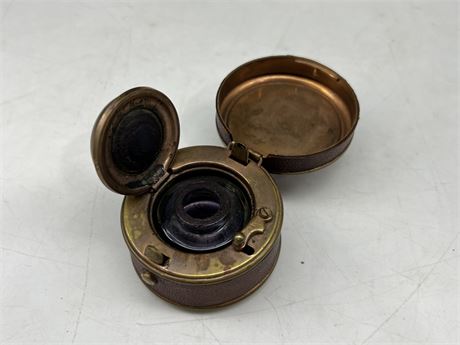 VINTAGE COMPASS STYLE INKWELL