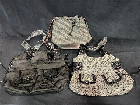 ASSORTED WOMENS PURSES (2 FAUX GUCCI / TOMMY HILFIGER)