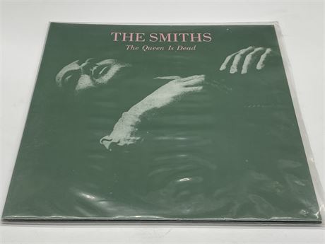 THE SMITHS - THE QUEEN IS DEAD (1986) - NEAR MINT (NM)