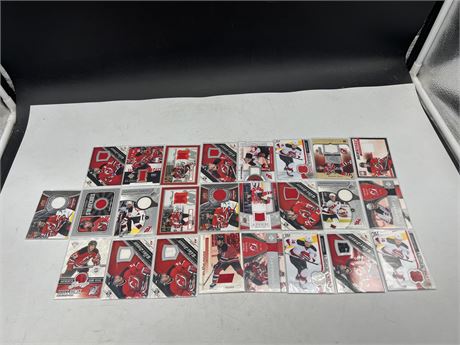 25 NEW JERSEY DEVILS PATCH CARDS