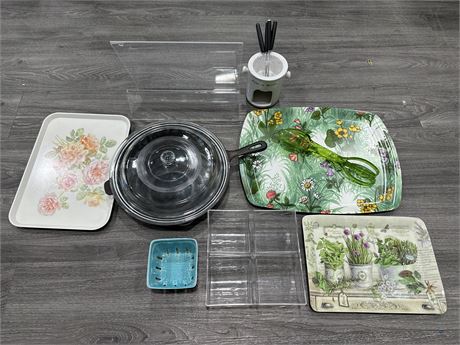 LOT OF TRAYS & KITCHEN ITEMS - 12” FRY PAN, BOOK/RECIPE STAND ETC.
