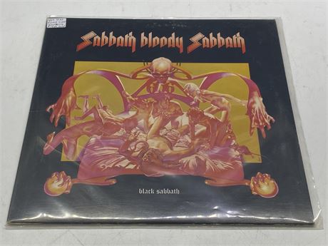 BLACK SABBATH - SABBATH BLOODY SABBATH - VG+ (slightly scratched)