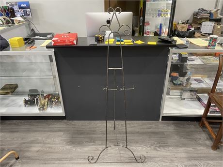 METAL PICTURE EASEL 23”x21”x55”