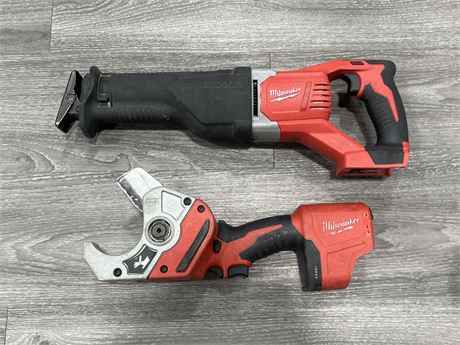 2 MILWAUKEE M12 / M18 POWER TOOLS - TESTED WORKING - NO BATTERY INCLUDED