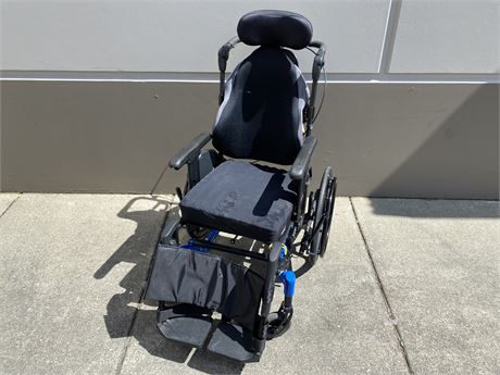 PDG MOBILITY WHEELCHAIR WITH ROHO SEATS