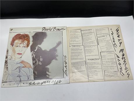 DAVID BOWIE - SCARY MONSTERS W/ ORIGINAL INNER SLEEVE - EXCELLENT (E)