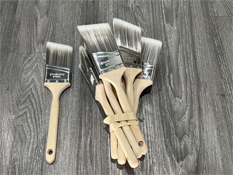 (8) 2.5” NEW PAINT BRUSHES
